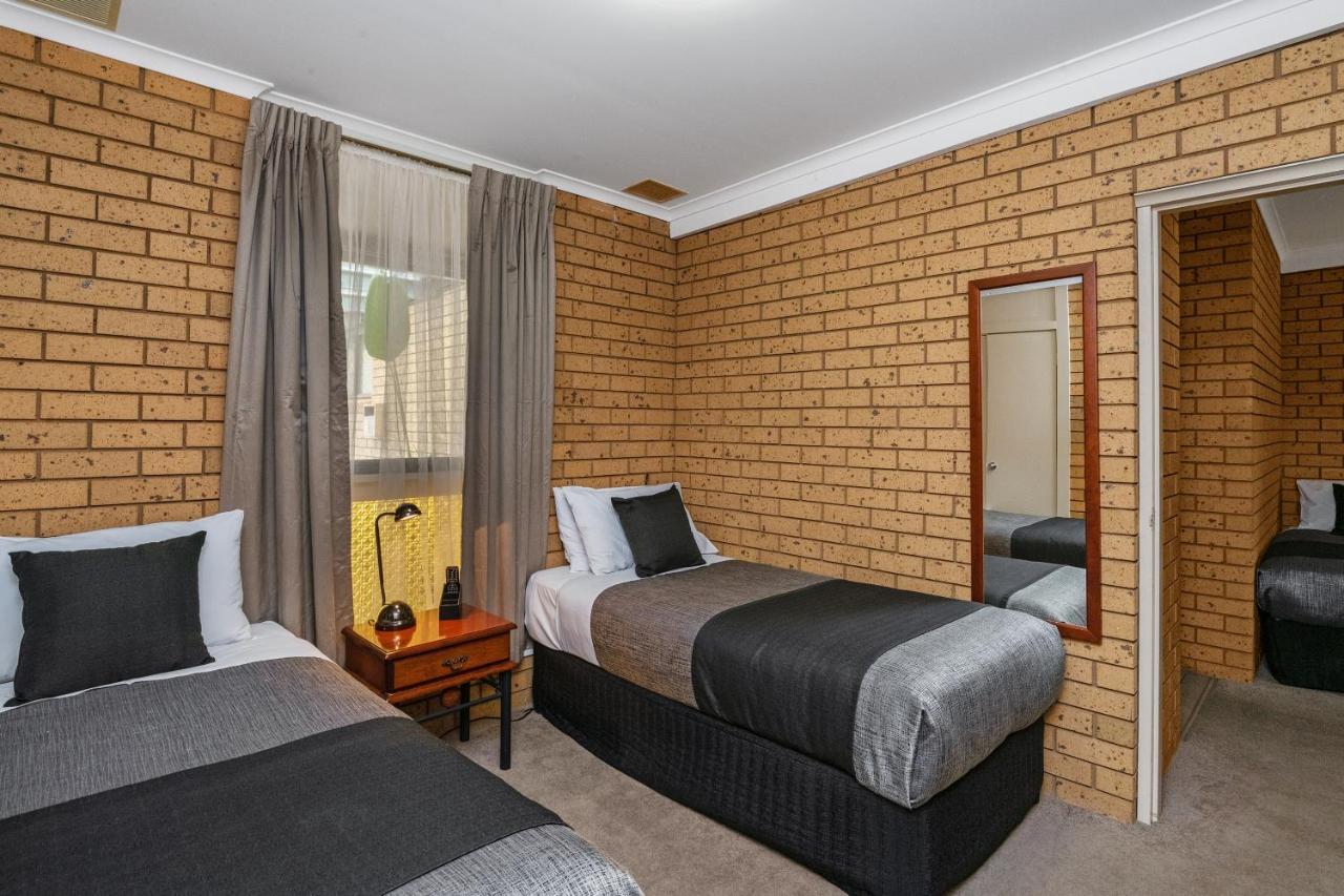 Avondel Motor Inn Benalla Extérieur photo